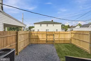 29 E 7th St, Frederick, MD 21701 - Photo 14