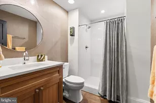 401 W 2nd St, Frederick, MD 21701 - Photo 70