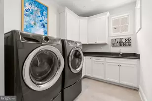 401 W 2nd St, Frederick, MD 21701 - Photo 60