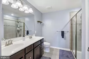 1221 Long Farm Ln, Brunswick, MD 21716 - Photo 20