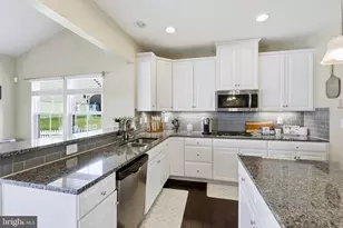 1221 Long Farm Ln, Brunswick, MD 21716 - Photo 8