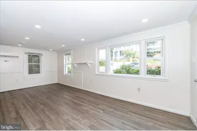 10 E E St Street, Brunswick, MD 21716 - Photo 8