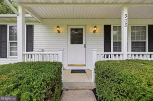 908 Winding Way, Mount Airy, MD 21771 - Photo 8