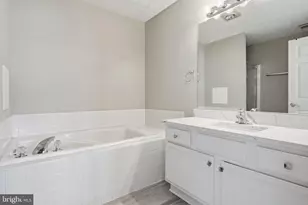 6505 Springwater Ct, Frederick, MD 21701 - Photo 14