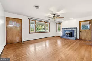 12157 Woodsboro Pike, Keymar, MD 21757 - Photo 4