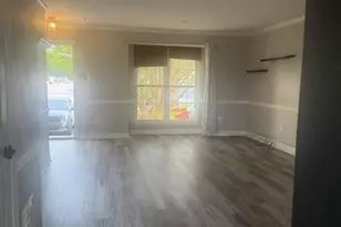 6338 Towncrest Ct, Frederick, MD 21703 - Photo 2