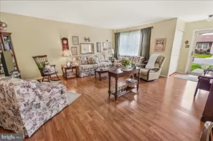 6874 Buttonwood Ct, Frederick, MD 21703 - Photo 4