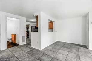594 Hollyberry Way, Frederick, MD 21703 - Photo 10