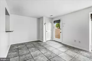 594 Hollyberry Way, Frederick, MD 21703 - Photo 6
