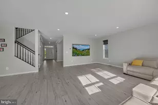 1128 Miller Farm Dr, Brunswick, MD 21716 - Photo 4