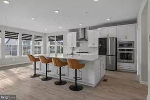 1128 Miller Farm Dr, Brunswick, MD 21716 - Photo 6