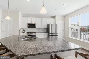 5902 Forum Sq, Frederick, MD 21703 - Photo 8