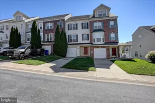 7215 Black Creek Ln, Frederick, MD 21703 - Photo 2