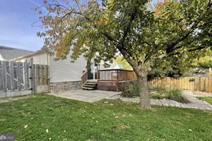 20 E George St, Walkersville, MD 21793 - Photo 16