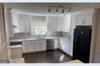 20 E George Street, Walkersville, MD 21793 - Photo 2