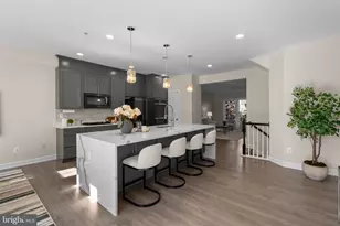 3925 Shawfield Ln, Frederick, MD 21704 - Photo 12