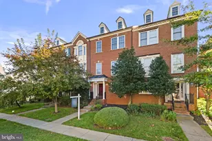 3925 Shawfield Ln, Frederick, MD 21704 - Photo 2