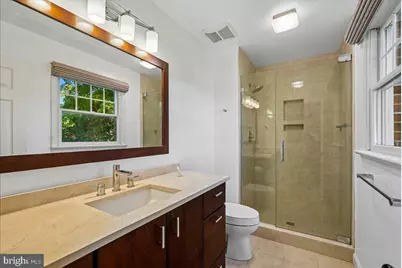 8101 Sundown Lane, Frederick, MD 21702 - Photo 14