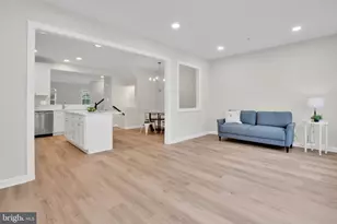 9621 Atterbury Ln, Frederick, MD 21704 - Photo 2