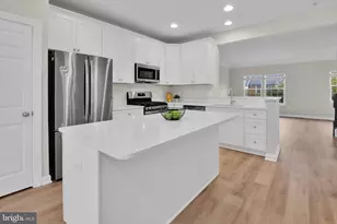 9621 Atterbury Ln, Frederick, MD 21704 - Photo 4