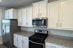 209 Pomegranate Ln, Frederick, MD 21701 - Photo 12