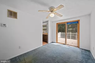 1576 Carey Pl, Frederick, MD 21701 - Photo 6