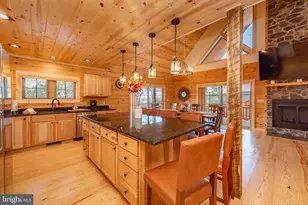 37 Ridgeline Trl, Mc Henry, MD 21541 - Photo 14