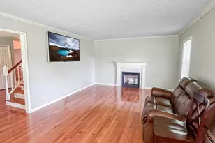 609 Southern Pines Dr, Oakland, MD 21550 - Photo 4