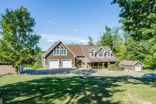 1909 Pysell Crosscut Rd, Oakland, MD 21550 - Photo 2