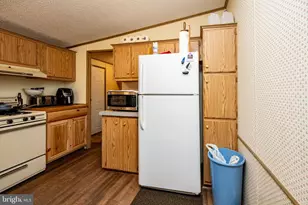 210 Lakeview Dr, Grantsville, MD 21536 - Photo 6