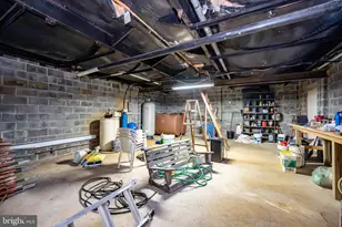 210 Lakeview Dr, Grantsville, MD 21536 - Photo 28