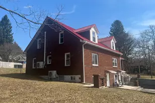 604 E Oak St, Oakland, MD 21550 - Photo 2