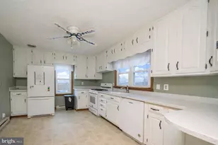 1021 E High St, Oakland, MD 21550 - Photo 56