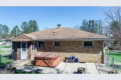 127 S Oakhall Drive, Oakland, MD 21550 - Photo 4
