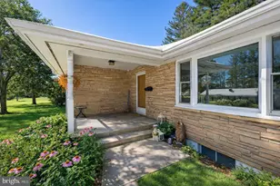 127 S Oakhall Dr, Oakland, MD 21550 - Photo 6