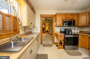 313 W Liberty St, Oakland, MD 21550 - Photo 8