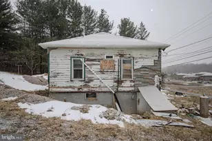 820 N 4th St, Oakland, MD 21550 - Photo 12