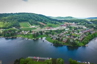 3 Ski Harbor Dr, Mc Henry, MD 21541 - Photo 2