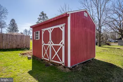 207 Shenandoah Avenue, Loch Lynn, MD 21550 - Photo 6