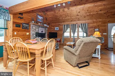 134 Highland Avenue, Accident, MD 21520 - Photo 6