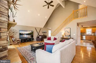 891 Mountainview Dr, Oakland, MD 21550 - Photo 12