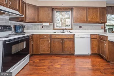 407 Seneca Avenue, Mountain Lake Park, MD 21550 - Photo 4