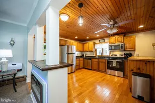 82 Railroad St, Grantsville, MD 21536 - Photo 14