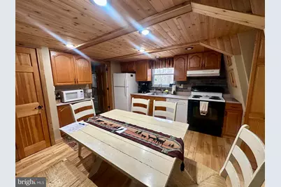 552 Black Oak Drive, Oakland, MD 21550 - Photo 16