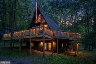 527 Deer Run Ln, Swanton, MD 21561 - Photo 2