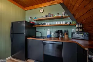 527 Deer Run Ln, Swanton, MD 21561 - Photo 10