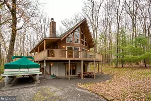 392 Deer Run Ln, Swanton, MD 21561 - Photo 2