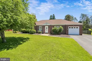 321 N 3rd St, Oakland, MD 21550 - Photo 2