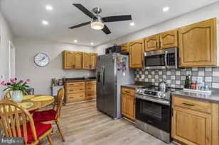 321 N 3rd St, Oakland, MD 21550 - Photo 16