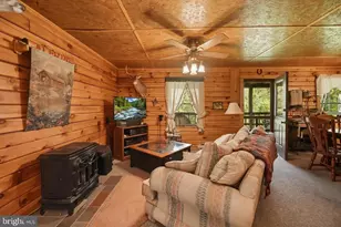 277 Cheeks Ln, Oakland, MD 21550 - Photo 4